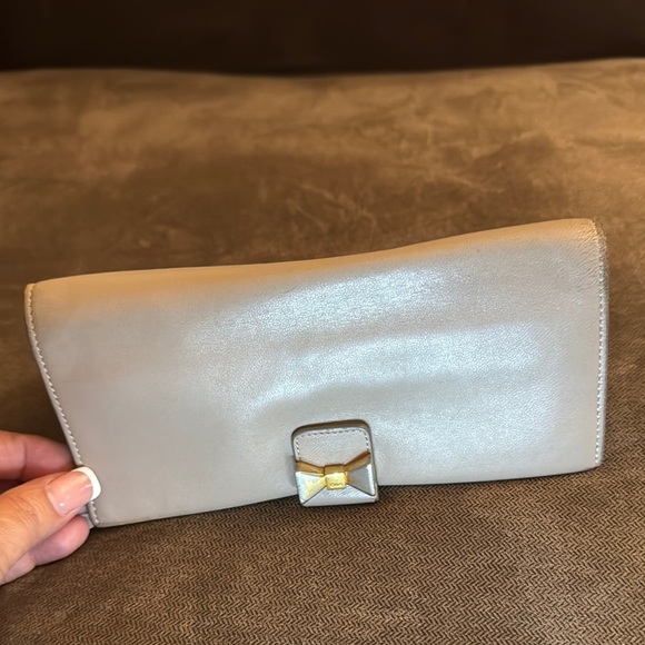 Elegant Cream Chloe wallet
